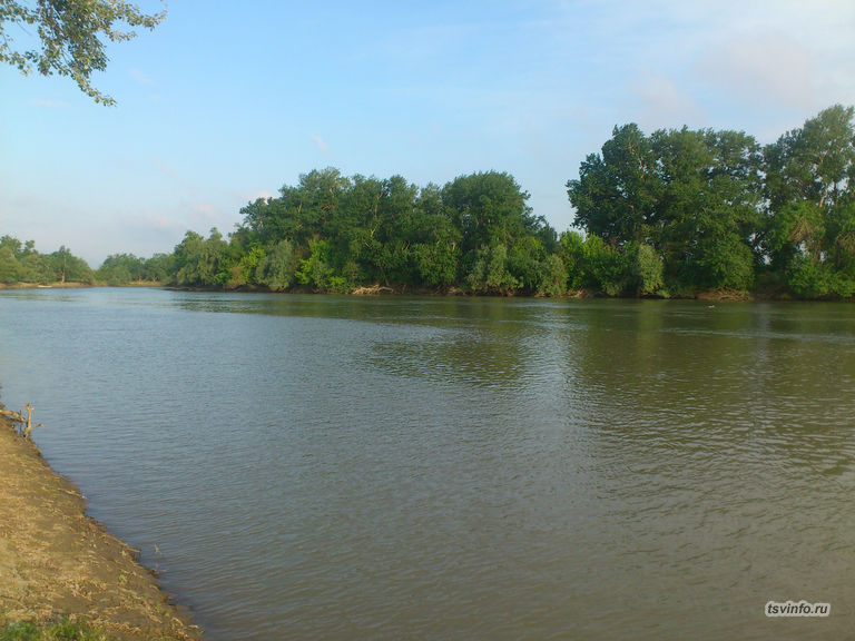 Река Кубань, май 2015
