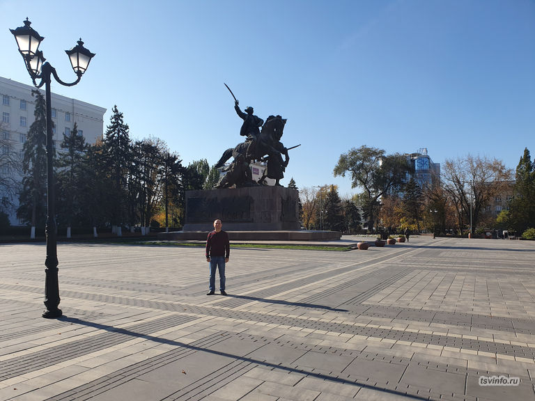 Памятник первой конной армии, Ростов на Дону